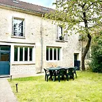 Maison Le Clos Des Cerfs By La Boite En *