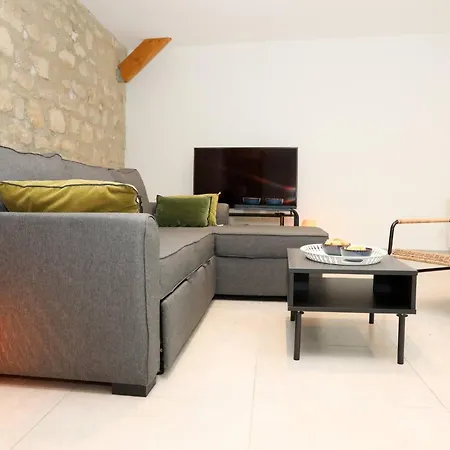 Holiday home Maison Le Clos Des Cerfs By La Boite En *